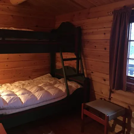 Chalet Gurostuggu - 3 Bedroom Cabin Roros