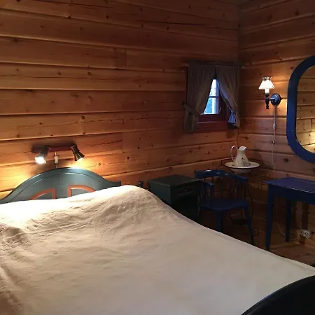 Gurostuggu - 3 Bedroom Cabin Chalet